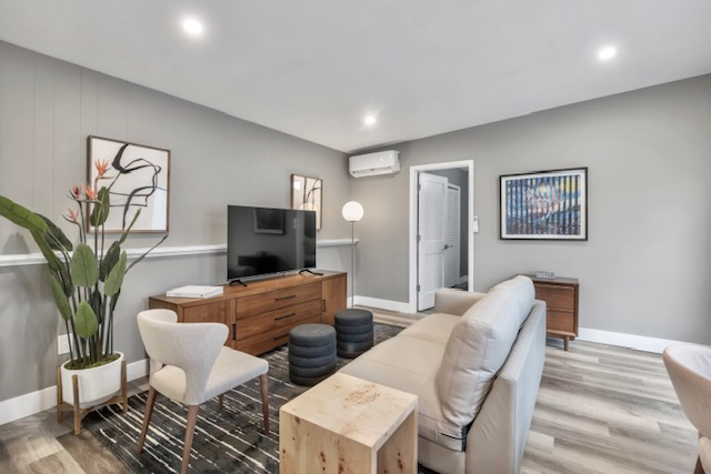 1Br Stunner on the HIll - Photo 3