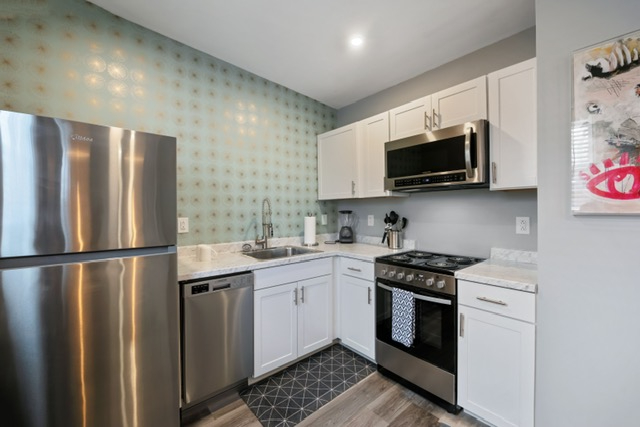 1Br Stunner on the HIll - Photo 4