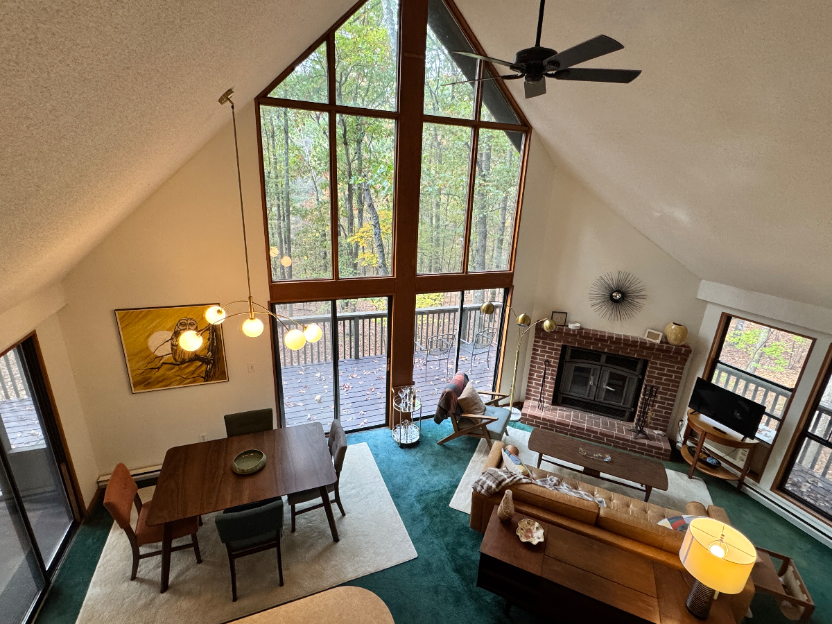 Quiet private cabin in the woods near medical centers - Photo 2