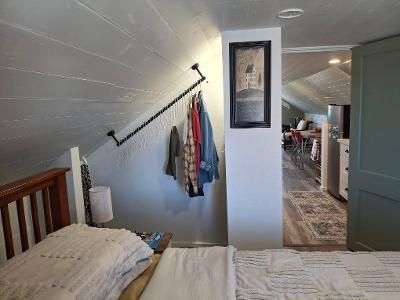 Cozy, remodelled 1950s home - Photo 12