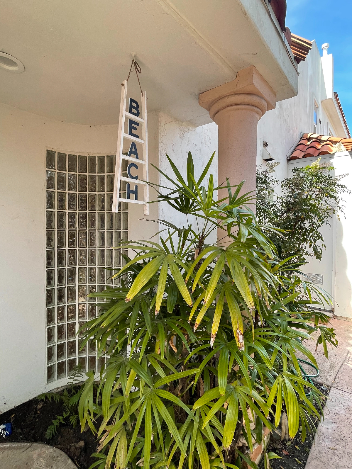 Pacific Beach Condo - 2 blocks from a great beach and quiet neighborhood - 3 BDRM - - Photo 2