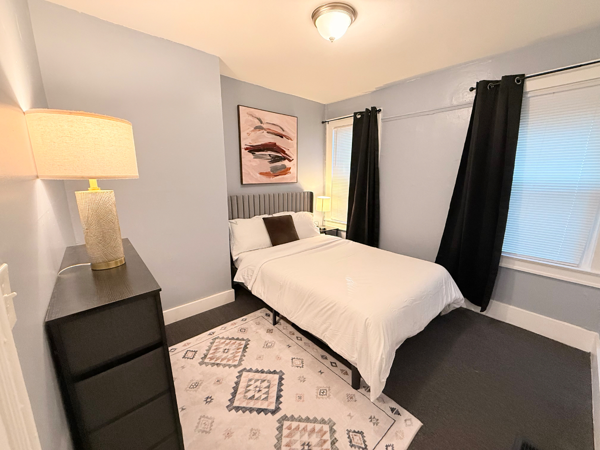 Renovated cozy 2 bedroom near Uof R and Major... - Photo 12