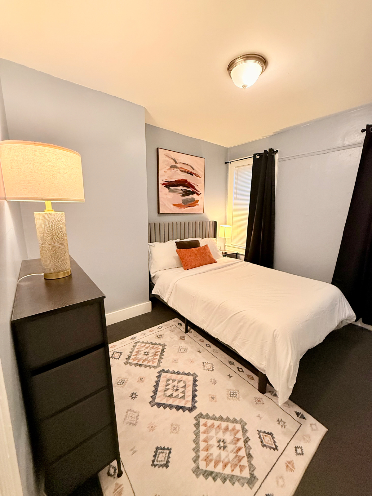 Renovated cozy 2 bedroom near Uof R and Major... - Photo 11