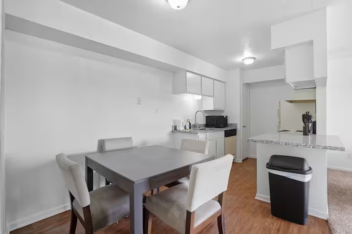 Furnished Apt in College Station -Near Major Hospitals & Texas A&M University - Photo 6