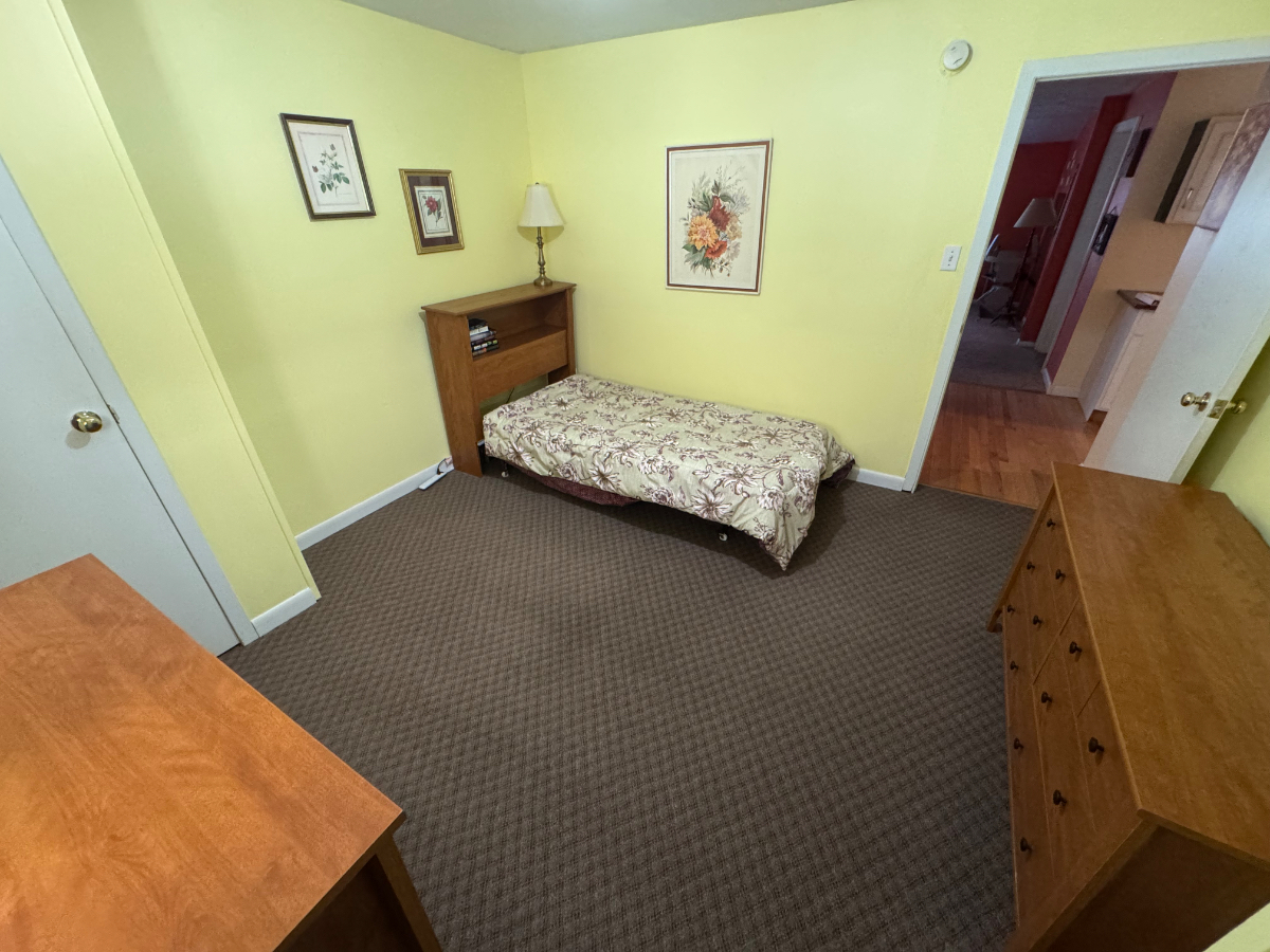 Private Furnished Rooms at 453 Grippen Hill Road - Photo 2
