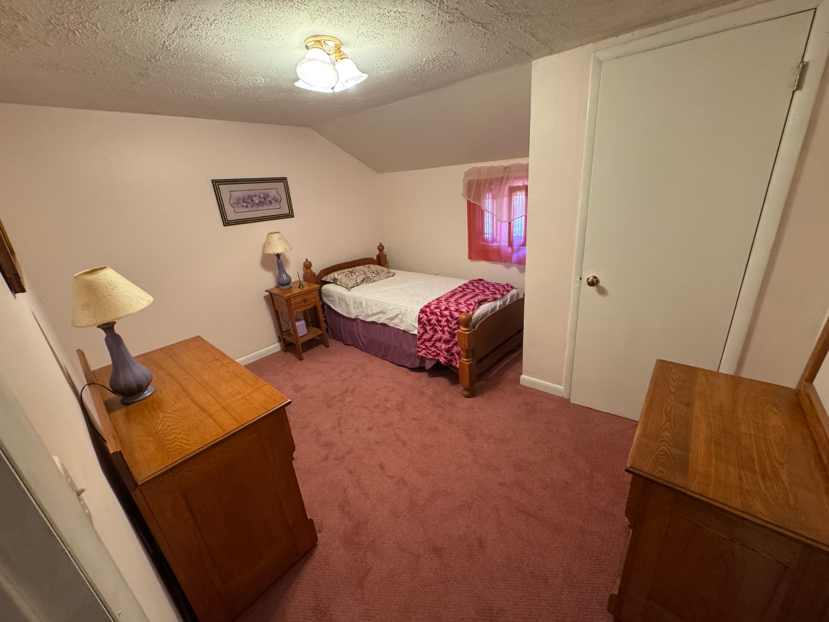 Private Furnished Rooms at 453 Grippen Hill Road - Photo 5