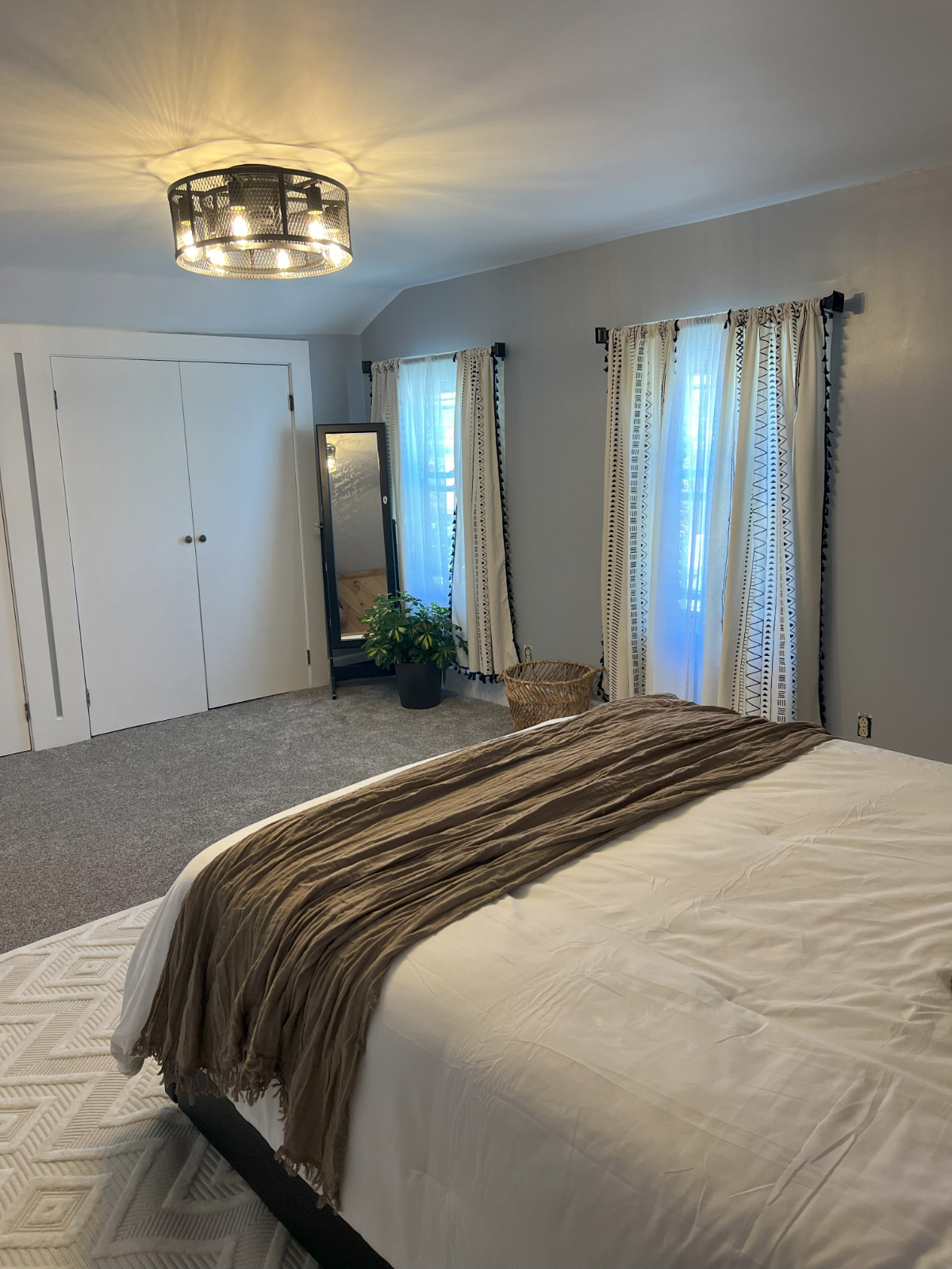 Wayland Corner House - Photo 2