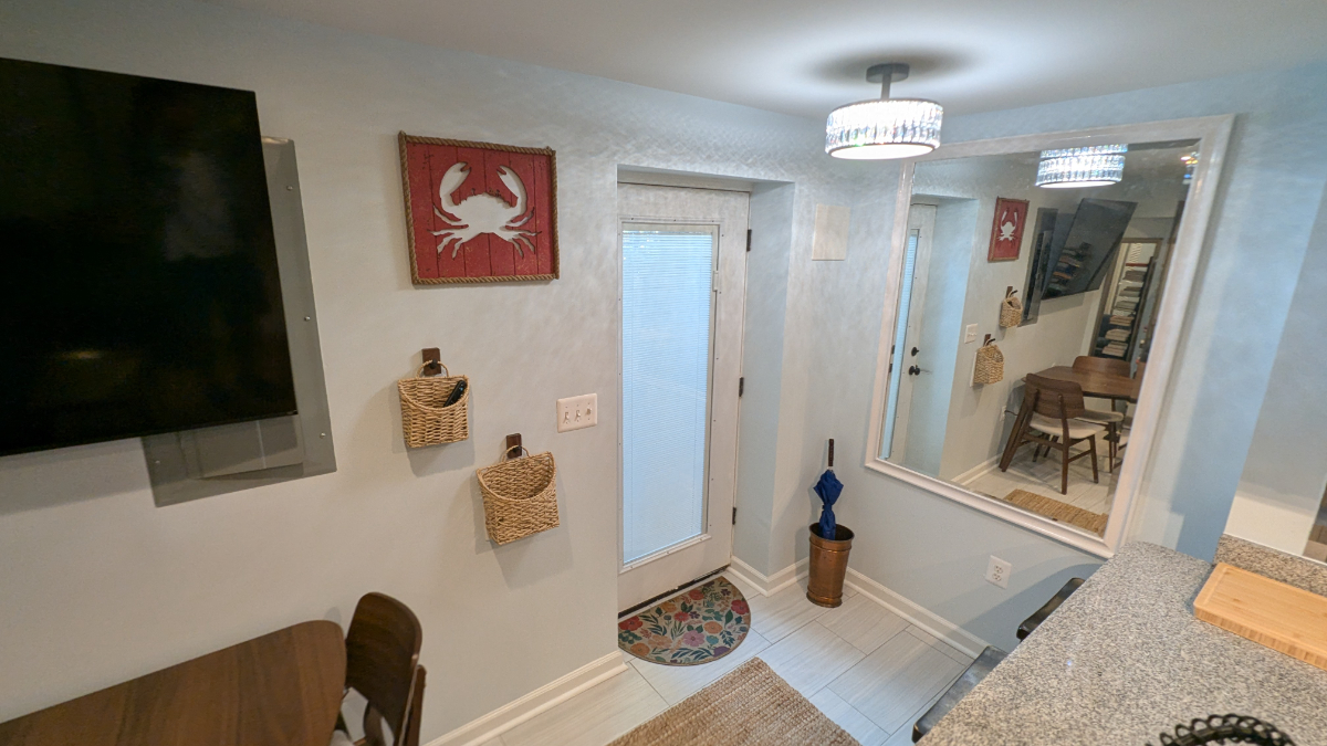 Private Eckington English Basement - Photo 2