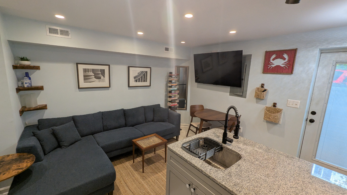 Private Eckington English Basement - Photo 3