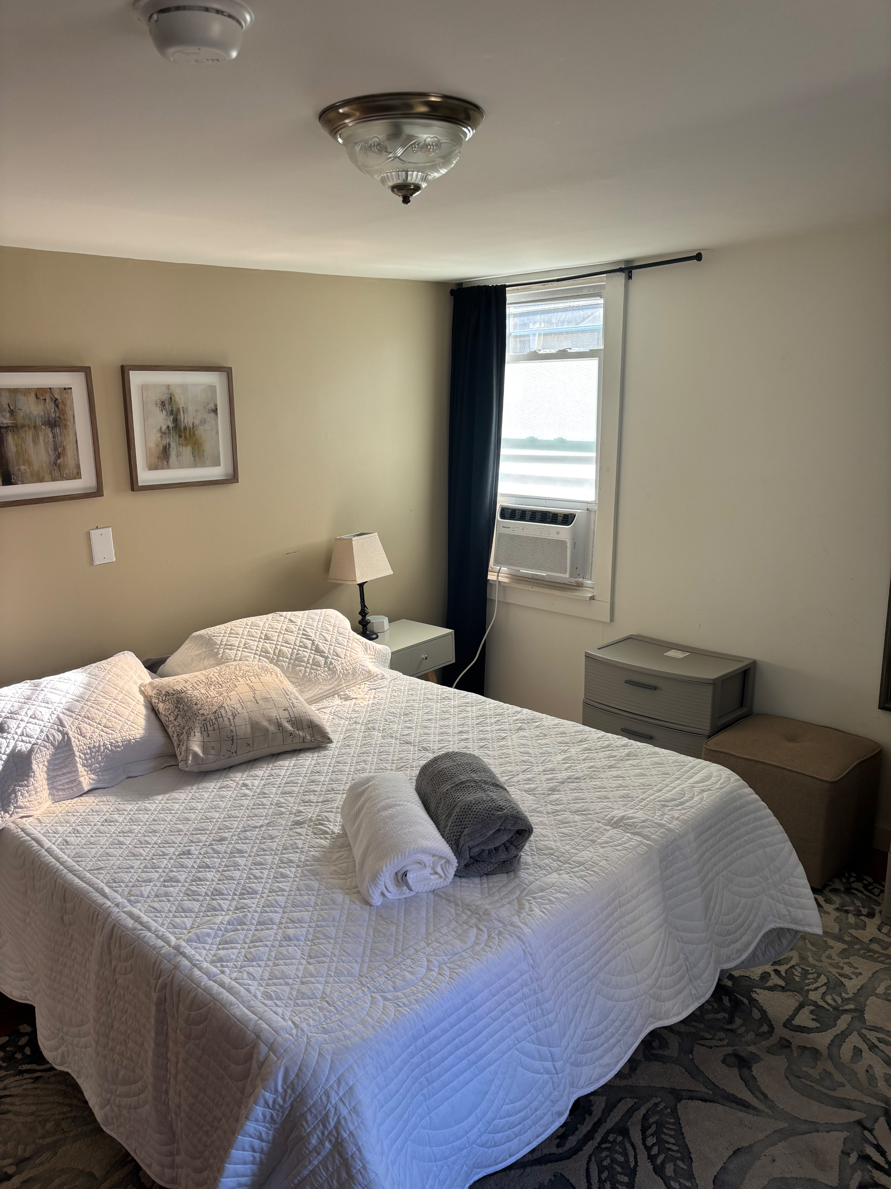 Charming Saratoga Stay with Porch Vibes & Backyard BBQs - Photo 12