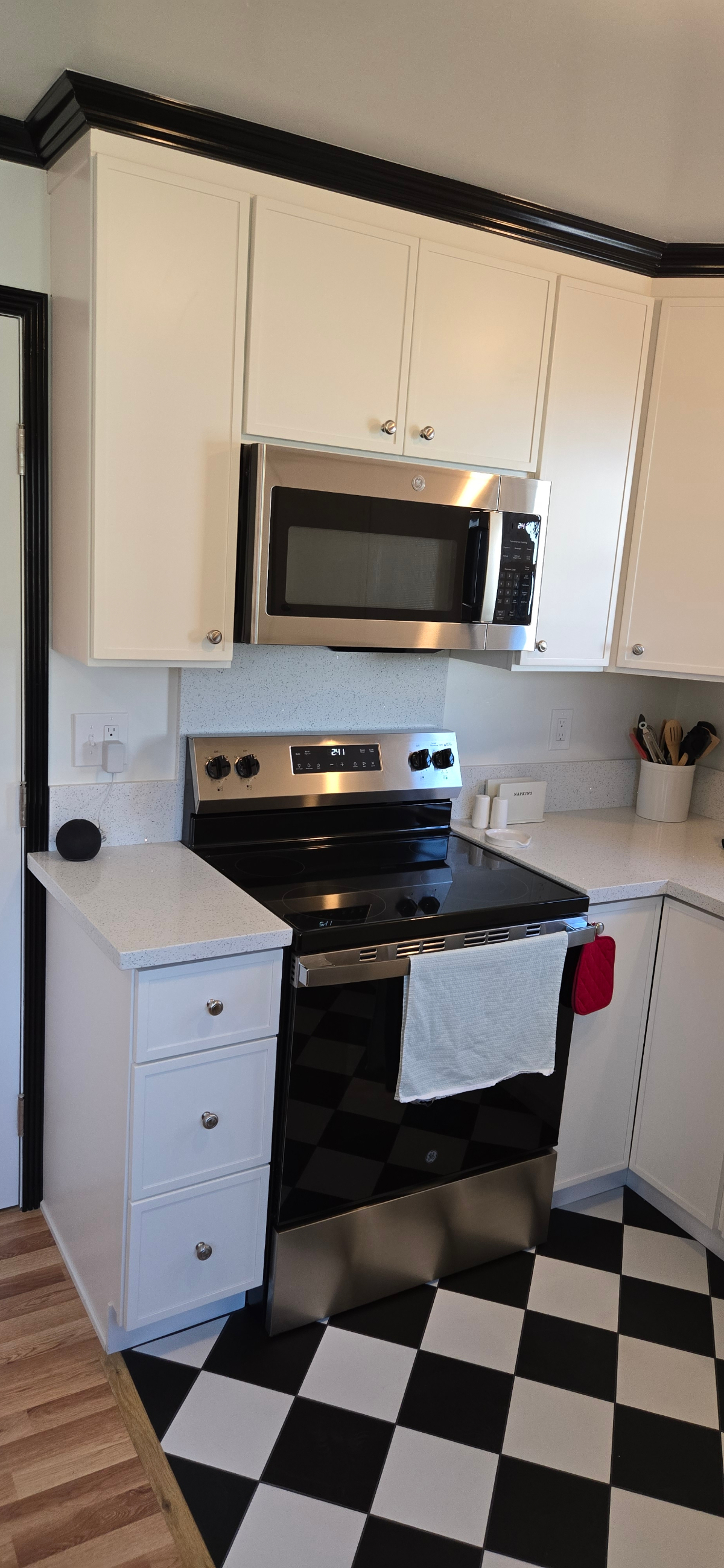Walk to both Hospitals -Brand New Detached Mid Century Darling - Photo 4