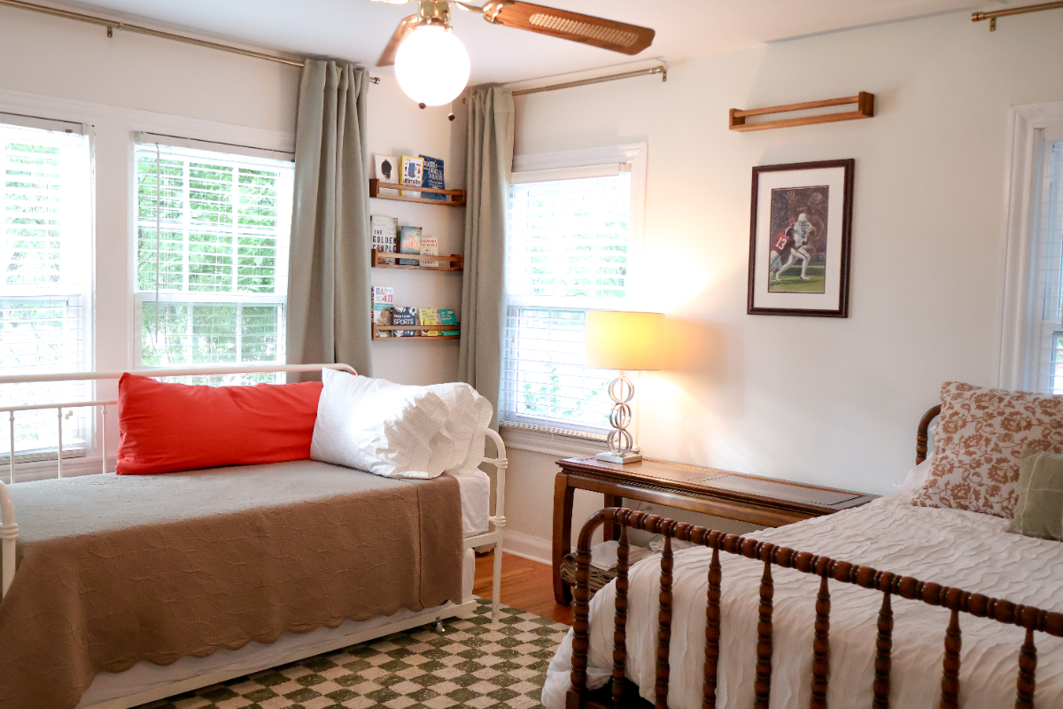 Quiet Cottage in Central Location - Photo 6