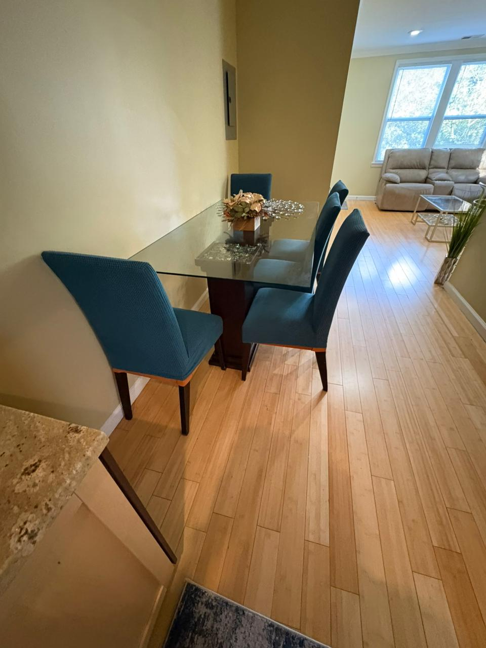1 Bed 1 Den 2 Bath Fully Furnished - Photo 9