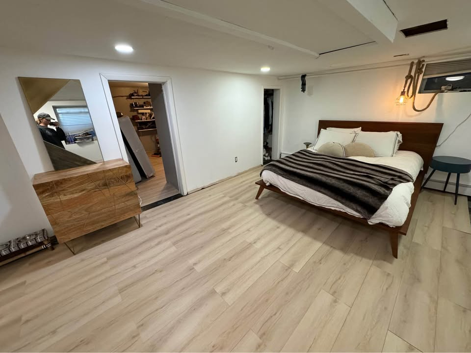 Beautiful Fully Renovated 2bd/1ba Apartment W/D - Photo 3