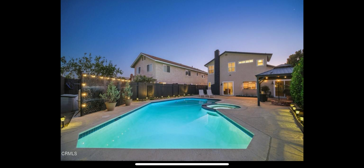 Ventura Coastal Vacation/Work, Pool/Spa & Garden - Photo 2