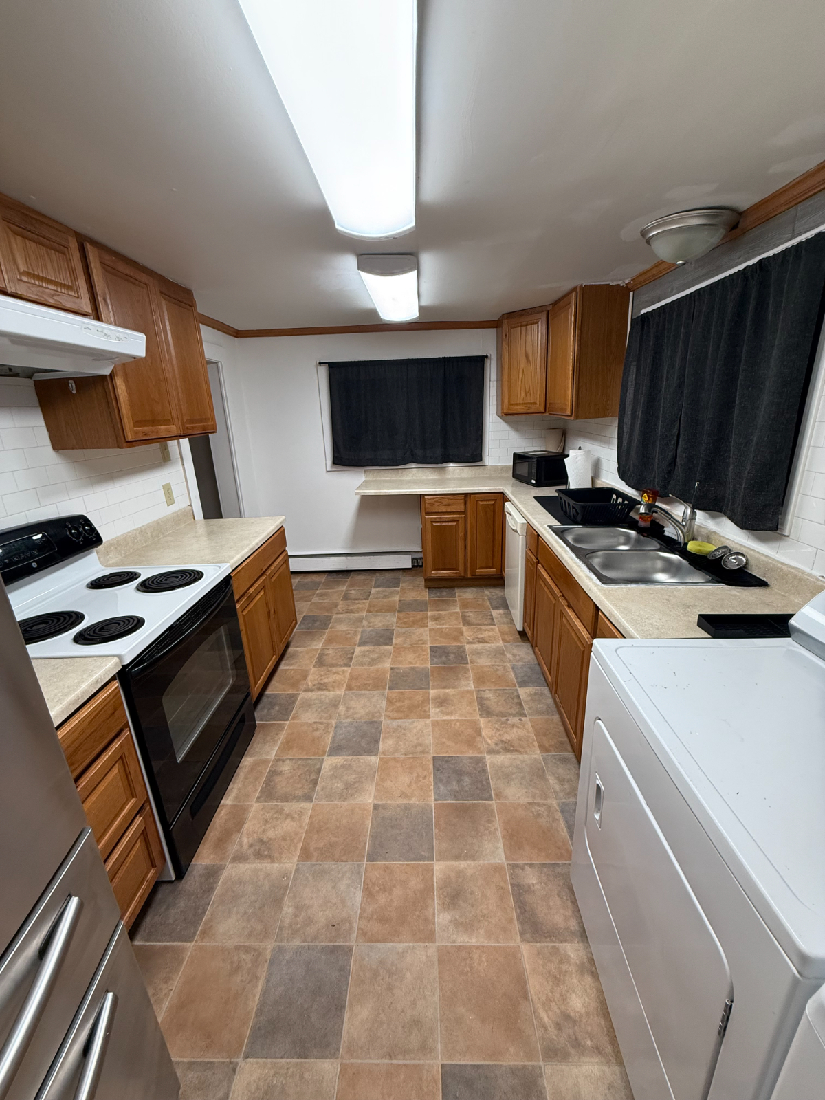 Oneonta Furnished Room - Photo 6
