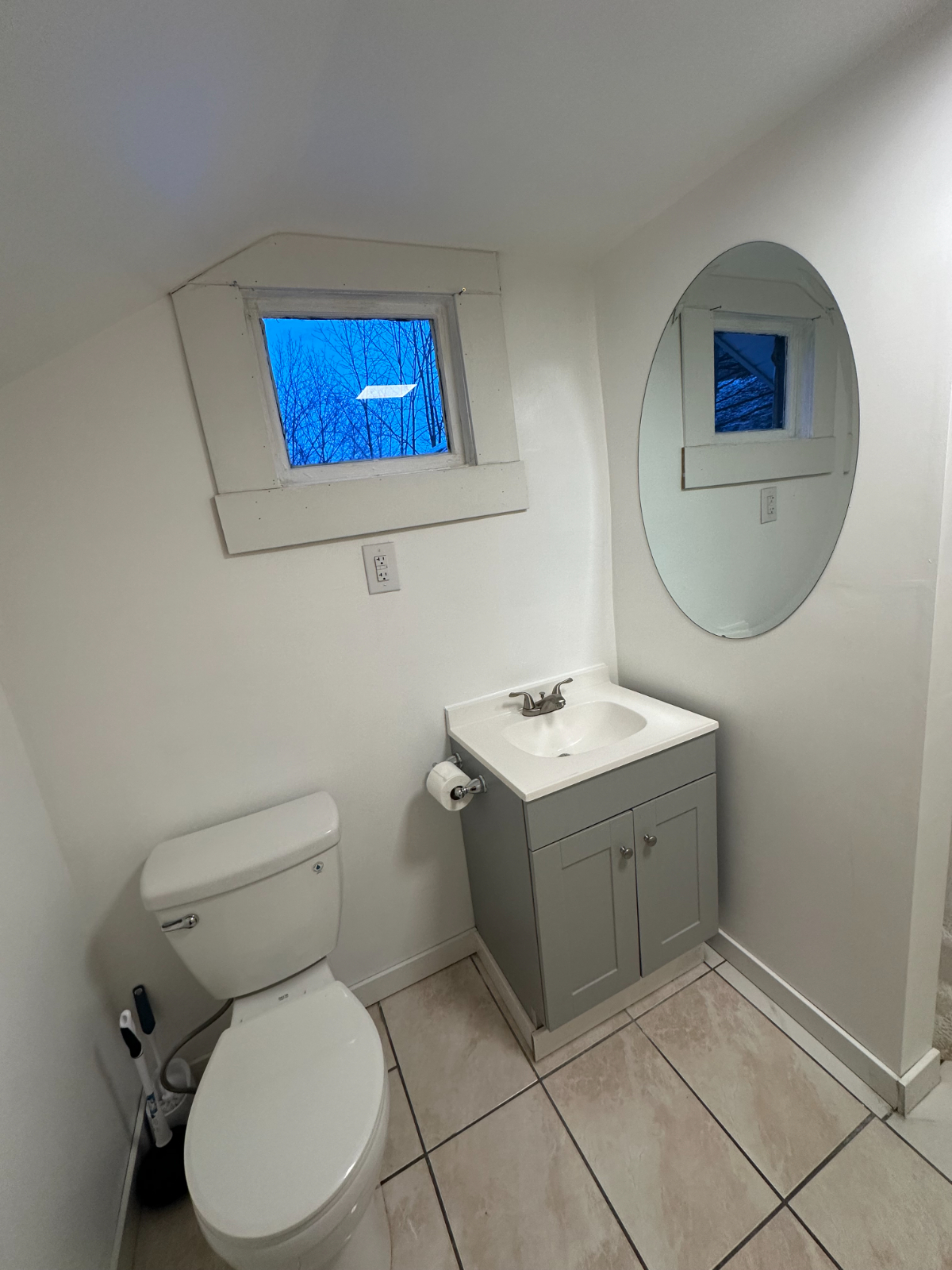 Oneonta Furnished Room - Photo 8
