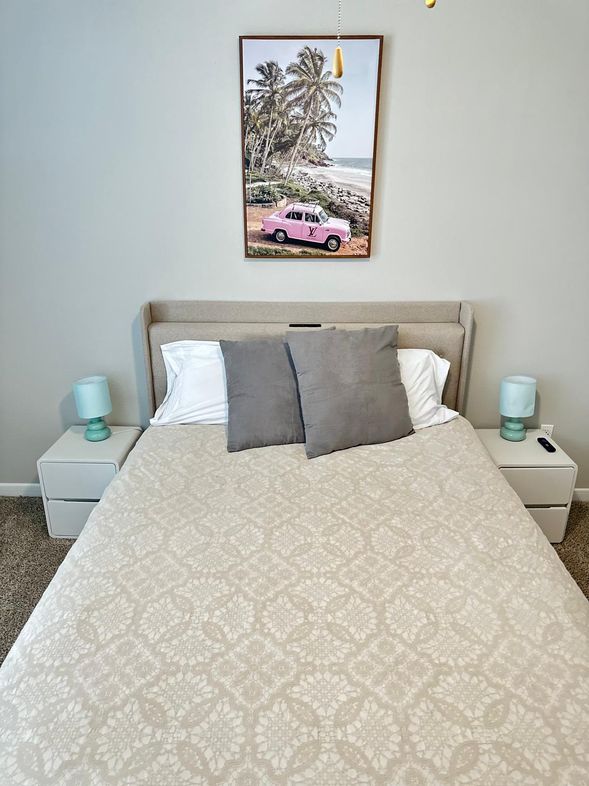Comfortable 2BR Getaway Close to The Woodlands - Photo 2