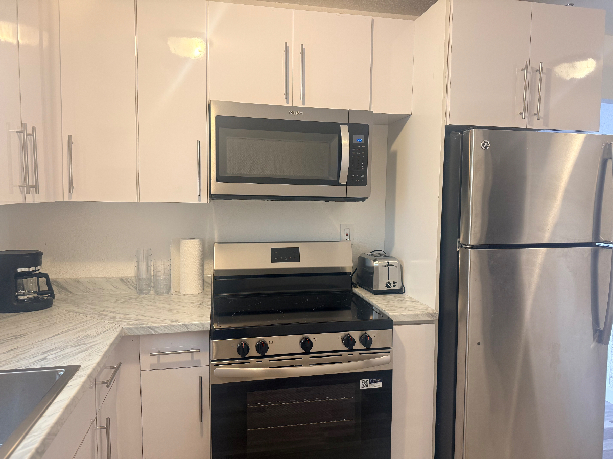 Perfect for Lionsgate Studios Professionals - Photo 5