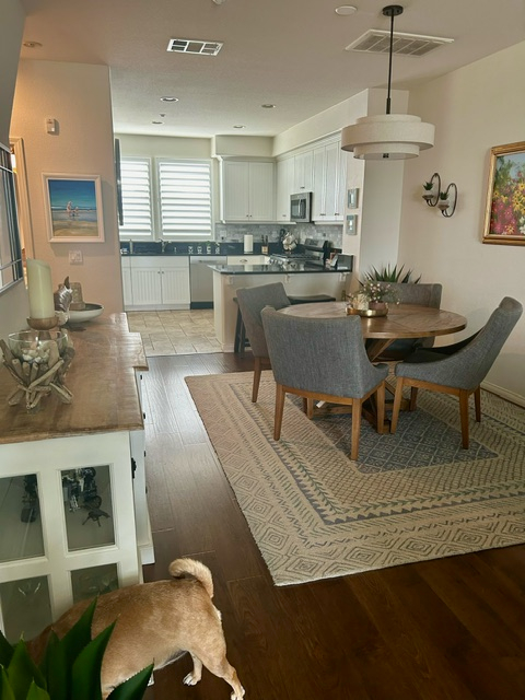 Close to Oceanside Harbor and Beach-Stylish Haven in Oceanside - Photo 3