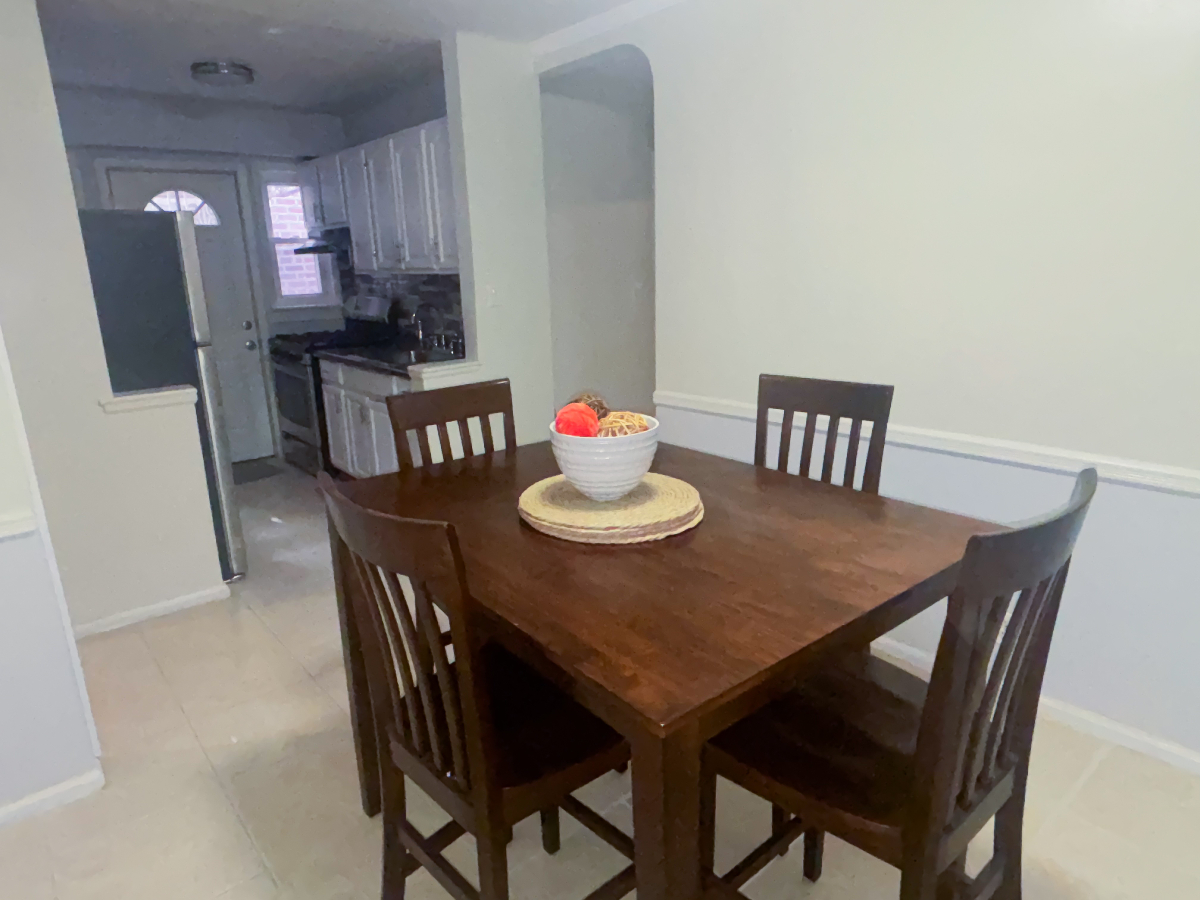 Spacious and modern room near college & hospitals - Photo 5