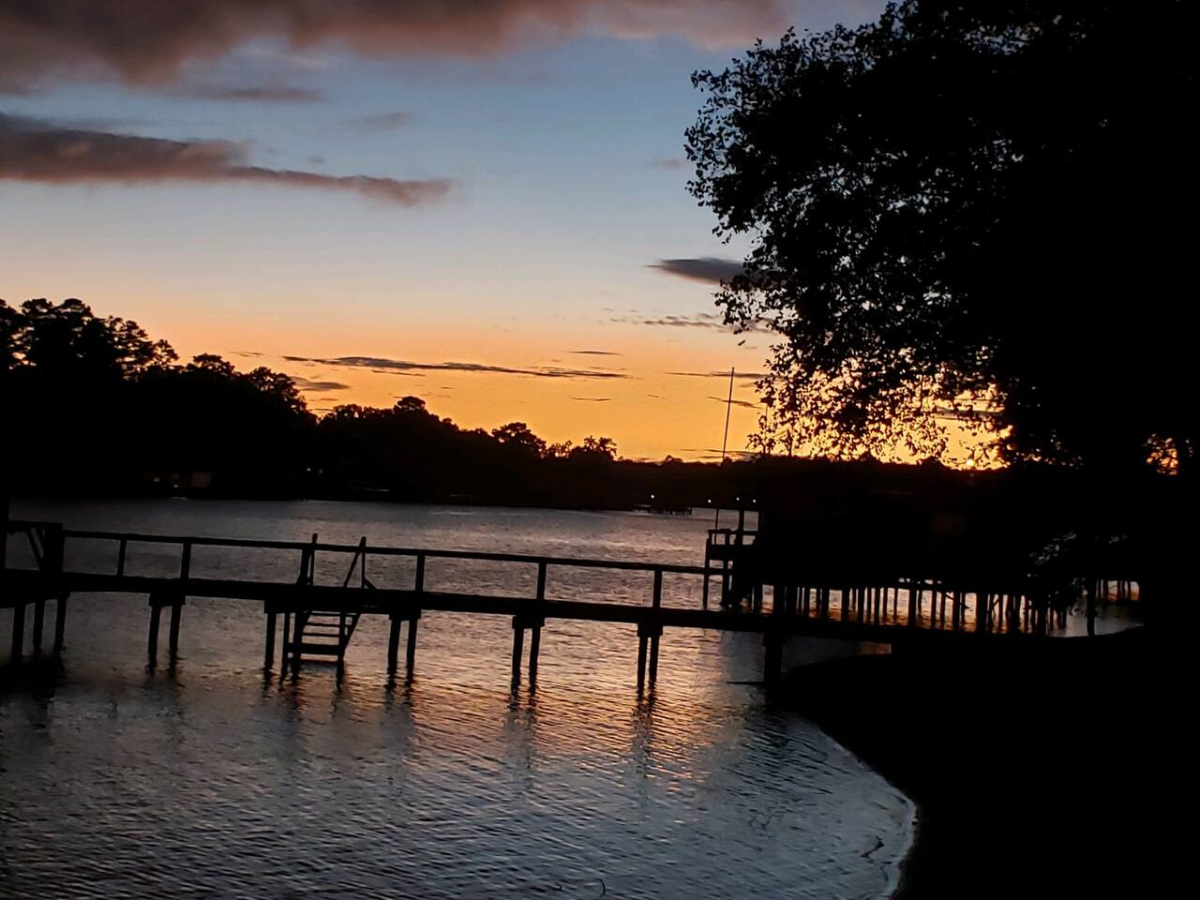 Peaceful Lakefront Home Away from Home 3b/3b with office - Photo 1