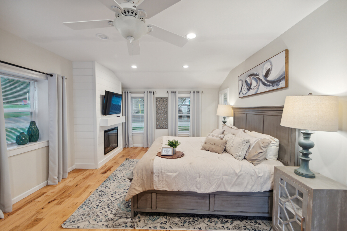 Furnished 4-Bedroom Home Near Syracuse, Micron and Oneida Lake | Pet Friendly | 32+ Day Stays - Photo 5