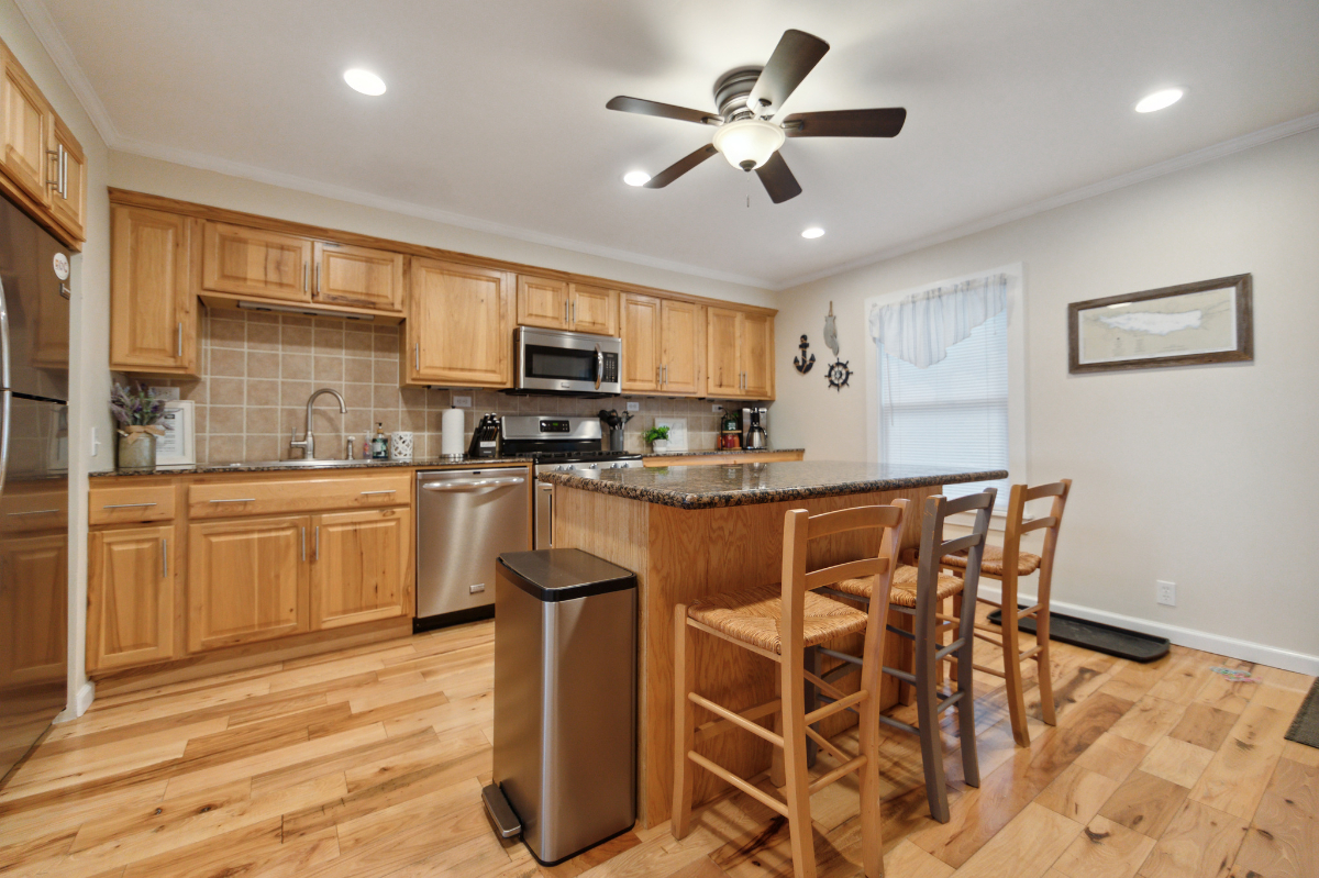 Furnished 4-Bedroom Home Near Syracuse, Micron and Oneida Lake | Pet Friendly | 32+ Day Stays - Photo 2