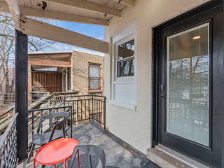 Renovated Historic Capitol Hill Rowhome With Private Balcony Close To Hospitals, Transit And More - Photo 4