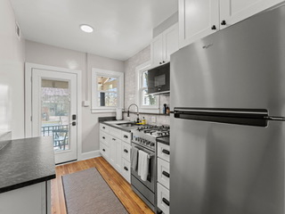 Renovated Historic Capitol Hill Rowhome With Private Balcony Close To Hospitals, Transit And More - Photo 1