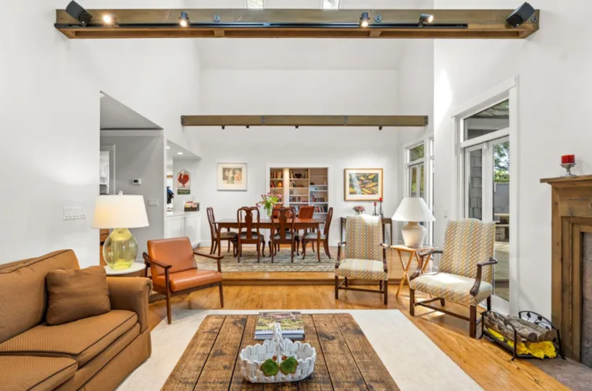 Chic 3BR / 2BA Wine Country Retreat in Yountville - Photo 2