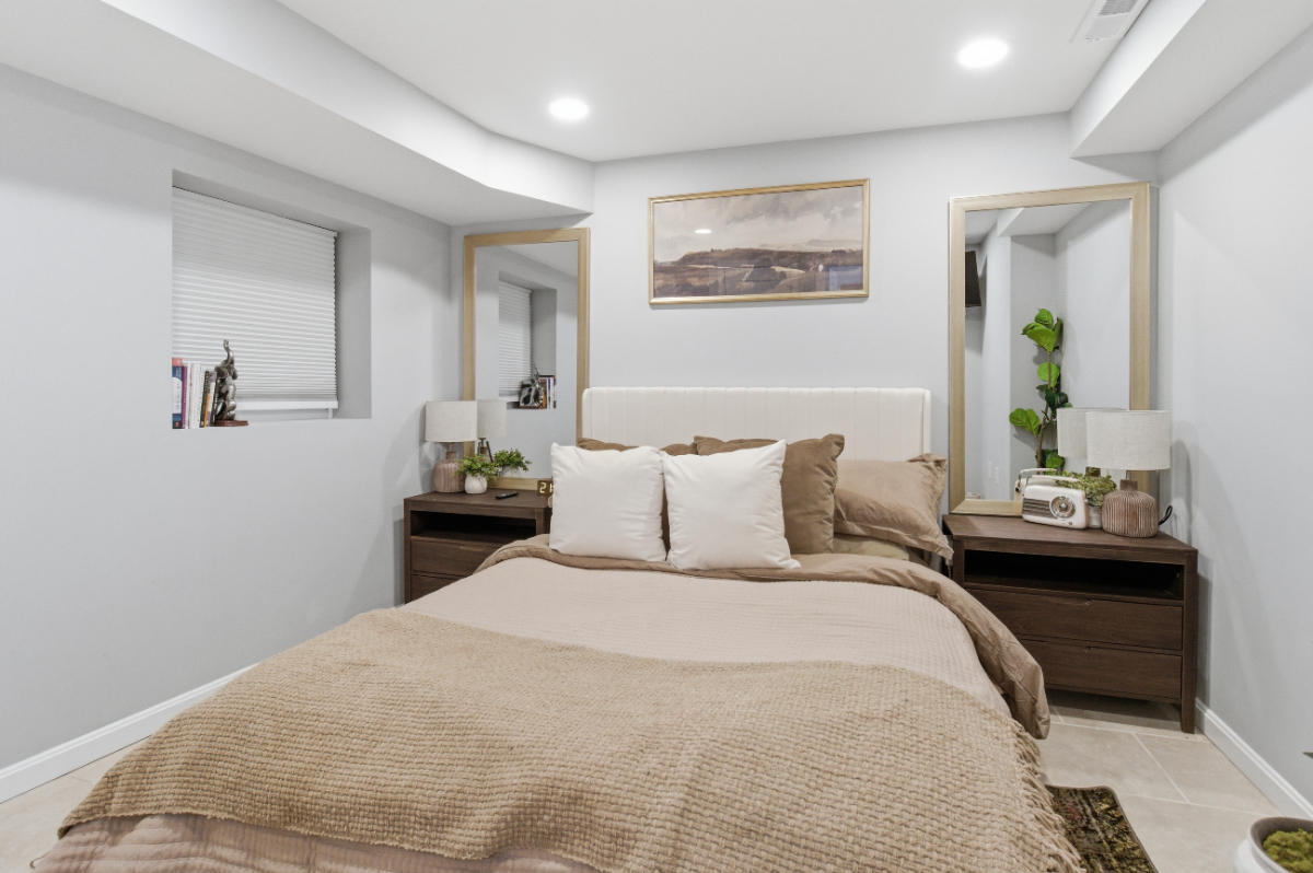 Stylish Furnished Basement Unit  Near Union Market  Gallaudet  All Utilities - Photo 4