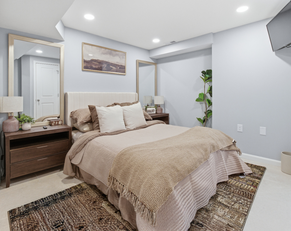 Stylish Furnished Basement Unit  Near Union Market  Gallaudet  All Utilities - Photo 8
