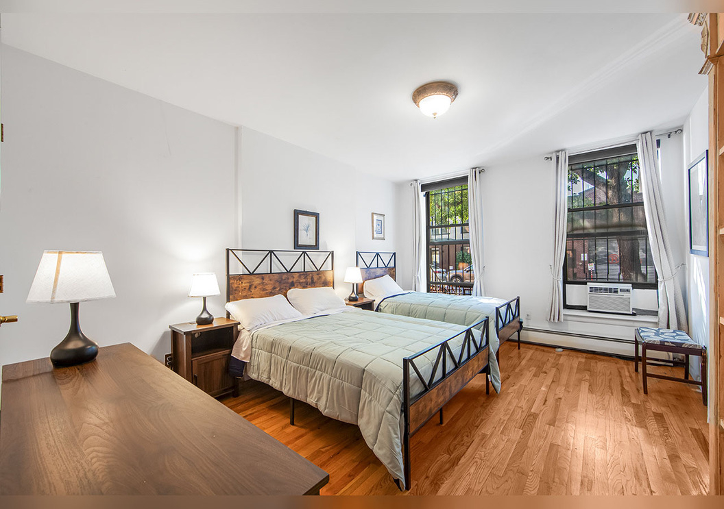 Spacious Comfy 2BR/2Bath, Private Garden Duplex in Clinton Hill, Brooklyn - Photo 5