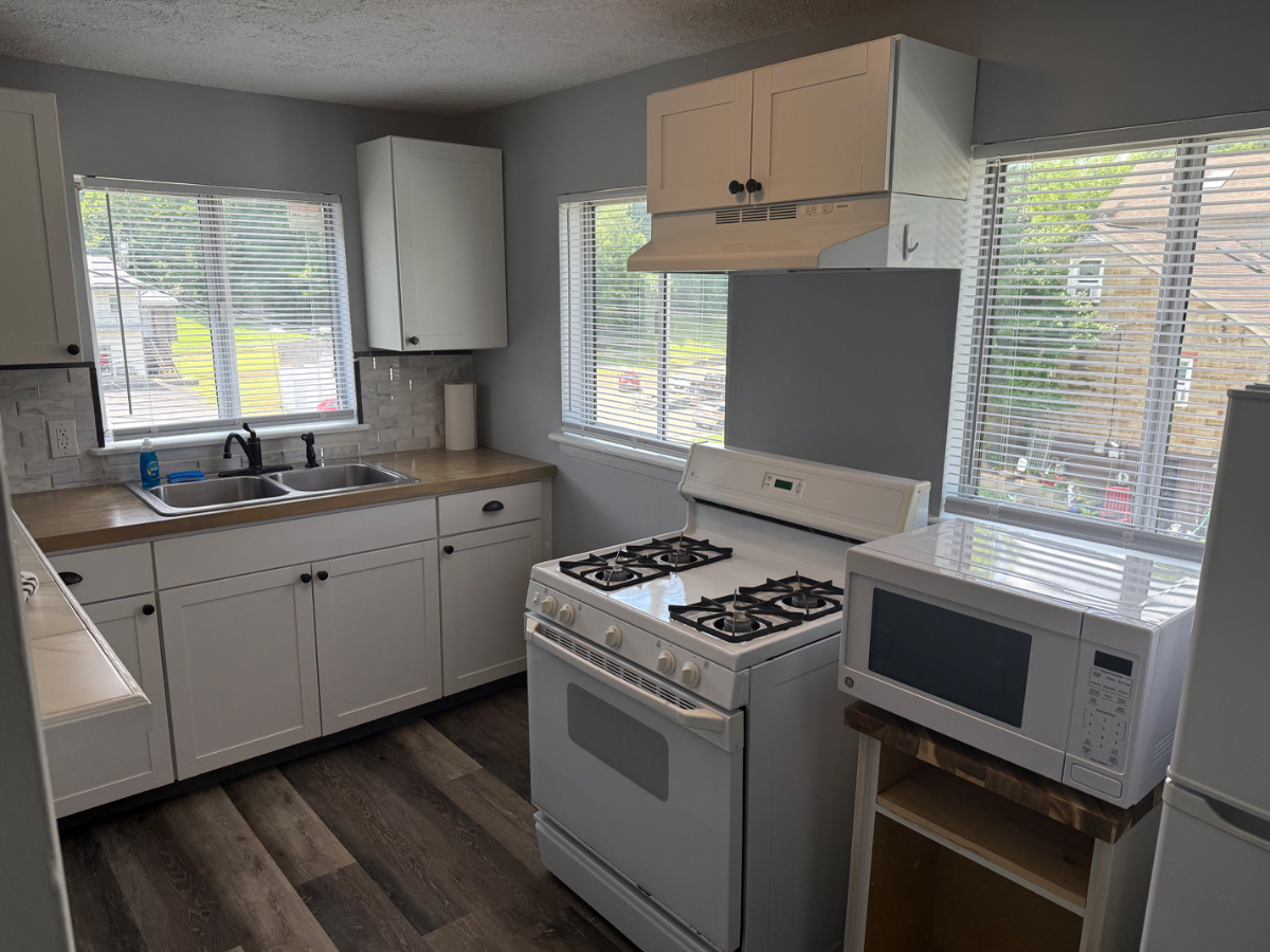 Westover - Furnished 2nd Floor Duplex - Photo 3
