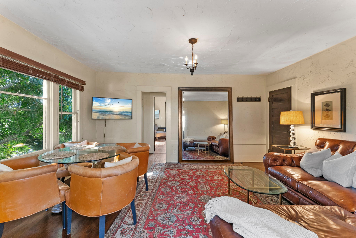 University Heights 1BR / Furnished, A/C, Laundry in Unit, Walkable, Utilities Covered - Photo 5