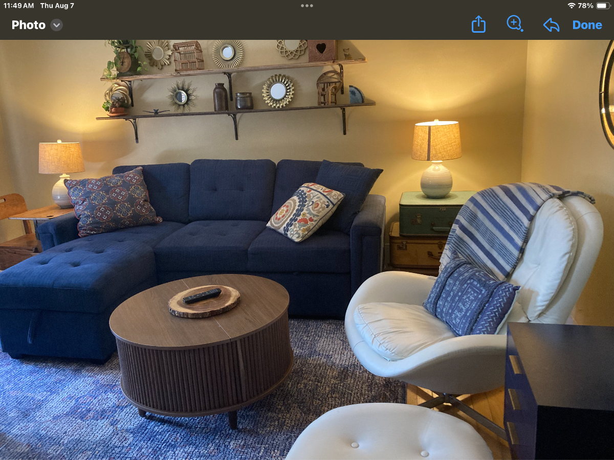 1 Bedroom Apartment in Desirable Suburb - Photo 1