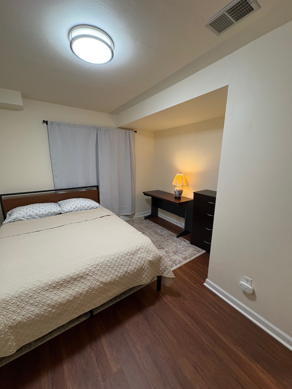 Quiet & Private Bottom Unit in Portola, SF - Fully Furnished - Photo 1
