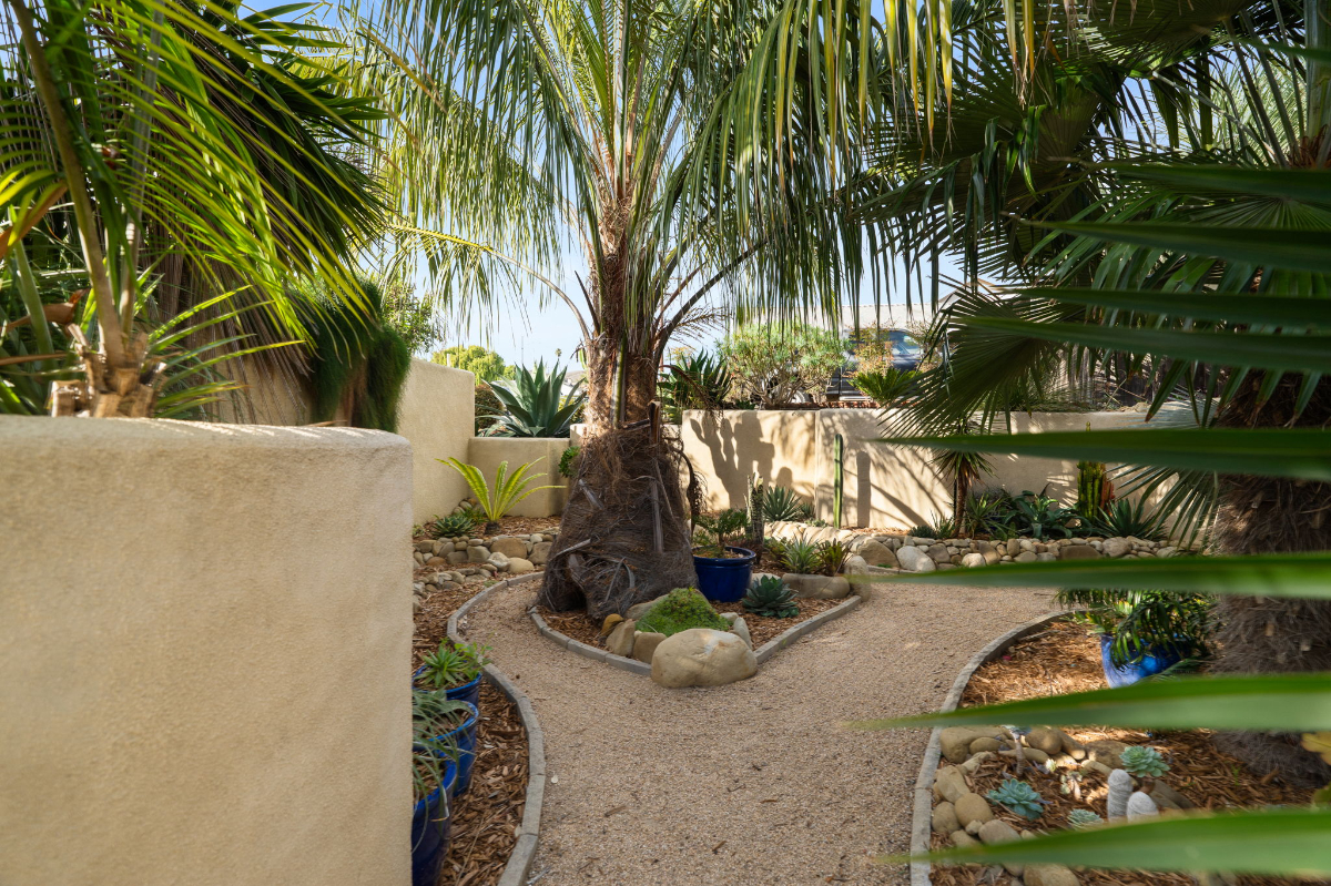 4 bedroom Ventura Home near Ventura College - Photo 4