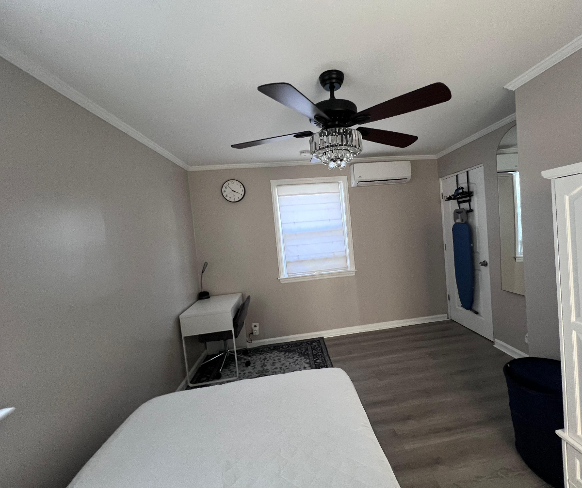 Private Modern Furnished 1BR with Washer & Dryer Access - Photo 6
