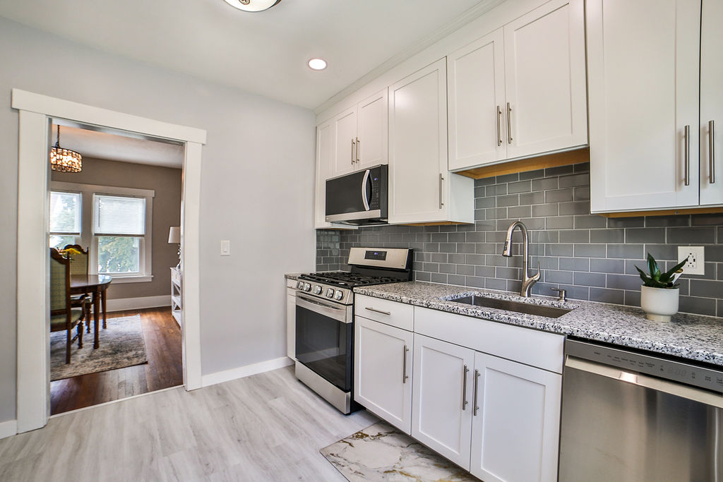 Freshly Remodeled Unit in Popular North Buffalo - Photo 7