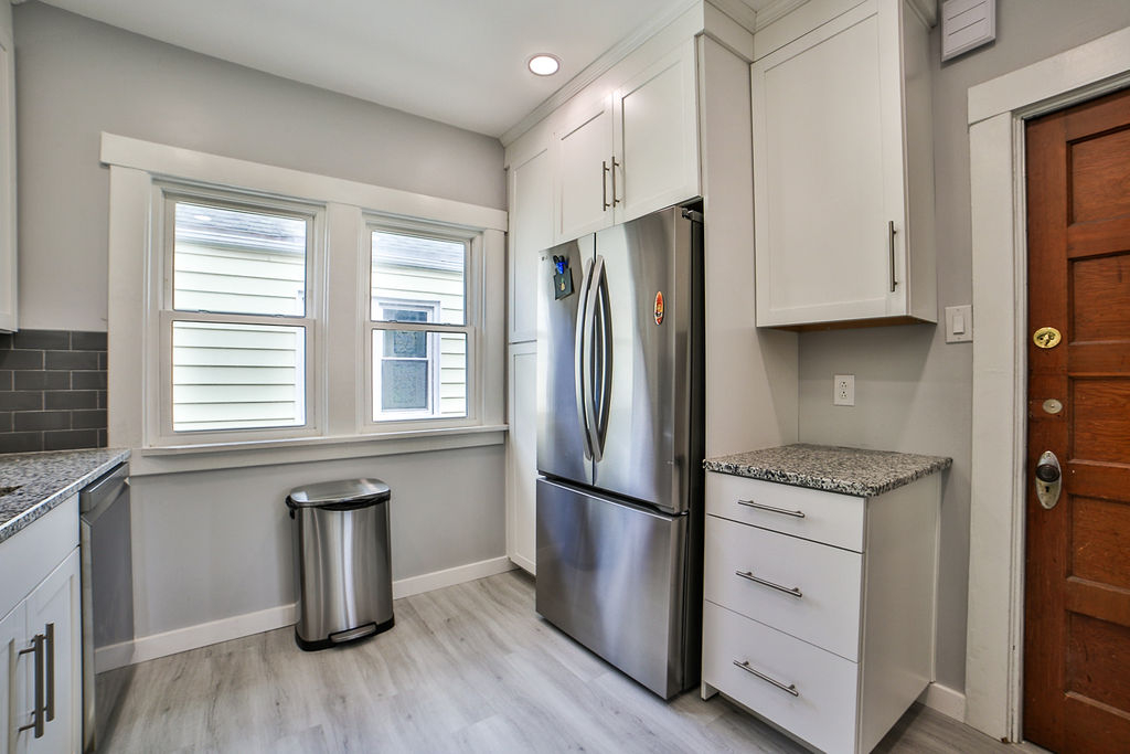 Freshly Remodeled Unit in Popular North Buffalo - Photo 8