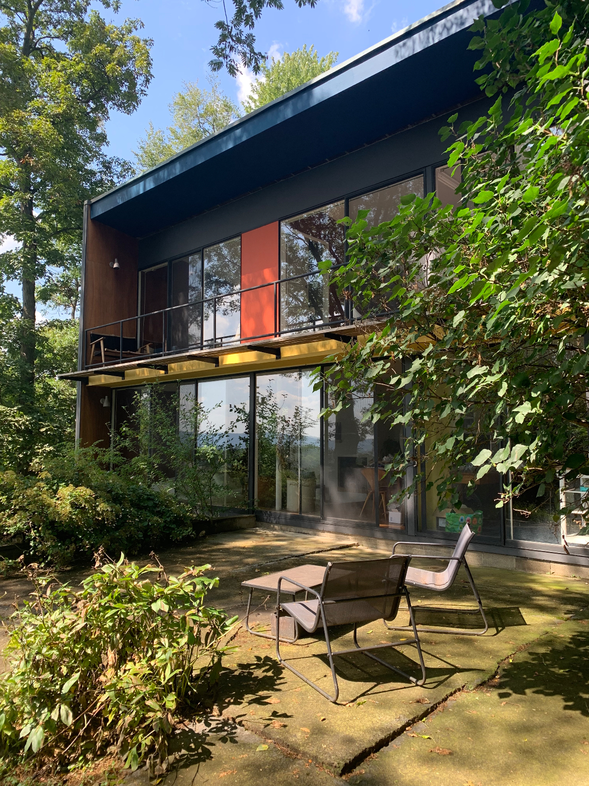 Mid-Century Modern Glass House with Hudson River Views - 50 Min to Grand Central - Photo 1