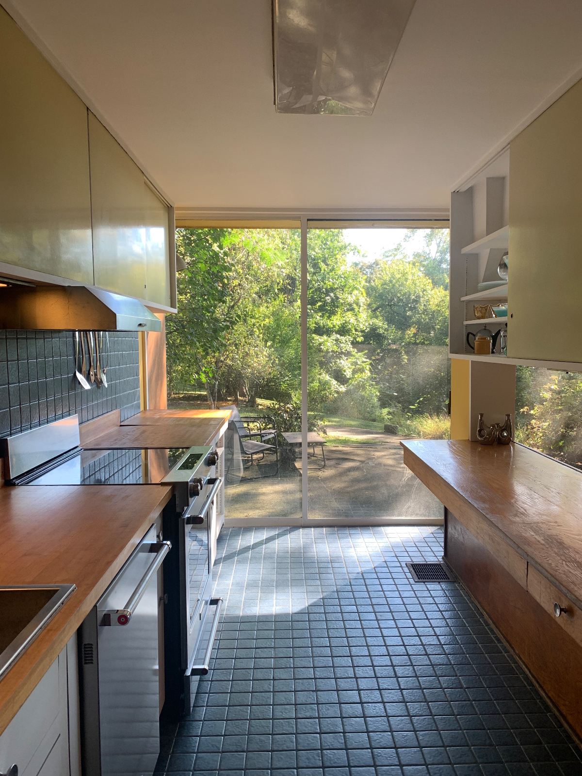 Mid-Century Modern Glass House with Hudson River Views - 50 Min to Grand Central - Photo 11