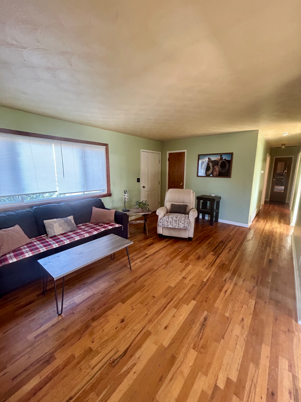 Charming Lander Home for Rent - Photo 4