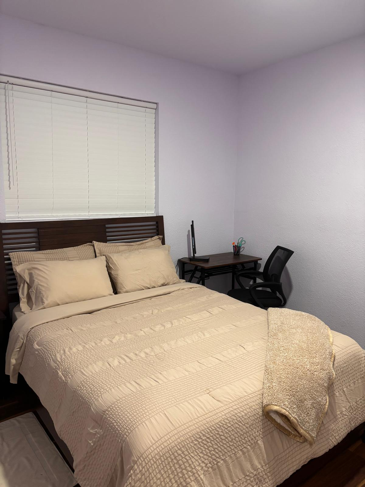 Convenient Private Unit - Photo 2
