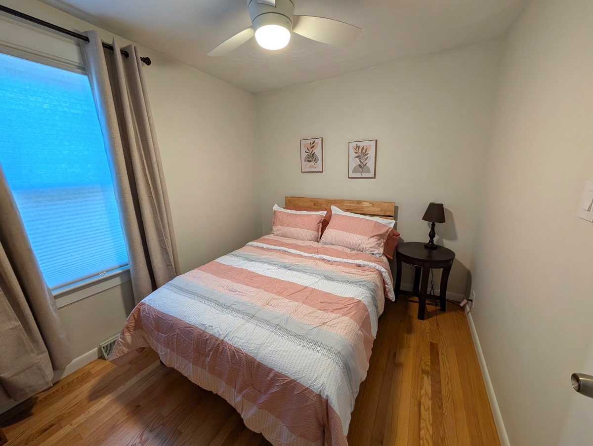 Quiet 2 bedroom minutes from Wynn - Photo 11
