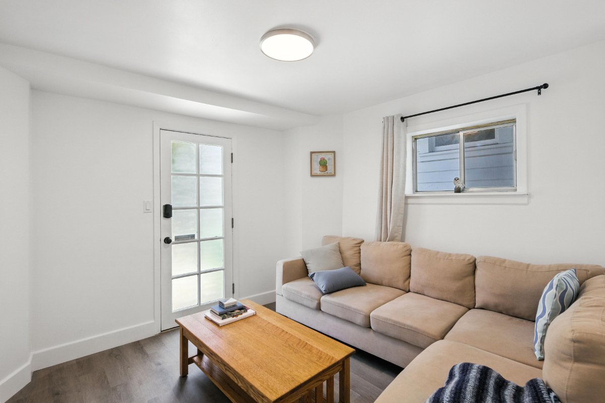 Bright and Comfortable One-Bedroom ADU in Bernal Heights with Fully Equipped Kitchen and Easy Transit Access (Walking Distance to the... - Photo 2