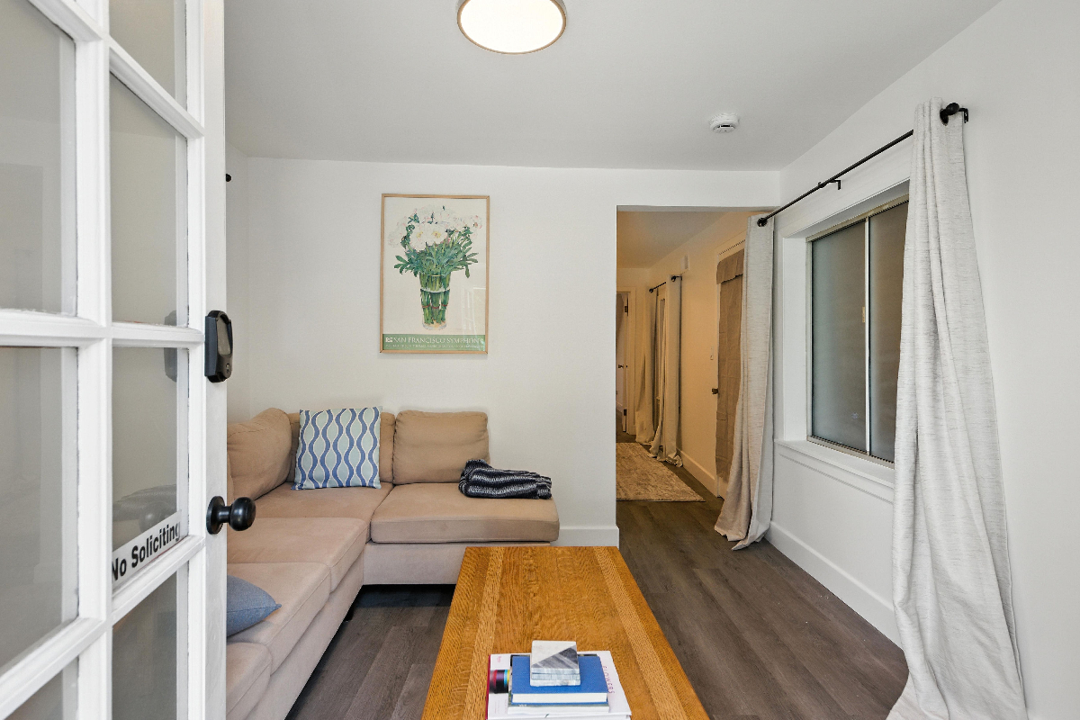 Bright and Comfortable One-Bedroom ADU in Bernal Heights with Fully Equipped Kitchen and Easy Transit Access (Walking Distance to the... - Photo 5