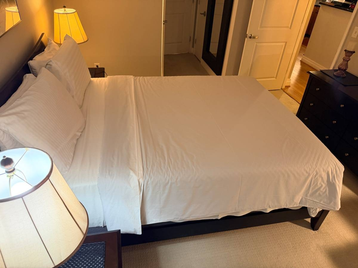 Elegant Fully Furnished 1BR Condo in the Heart of Penn Quarter, Washington, D.C. - Photo 8